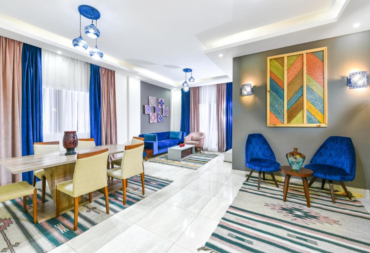 Tolip North Coast Hotel El Alamein Exterior foto A suite at the hotel