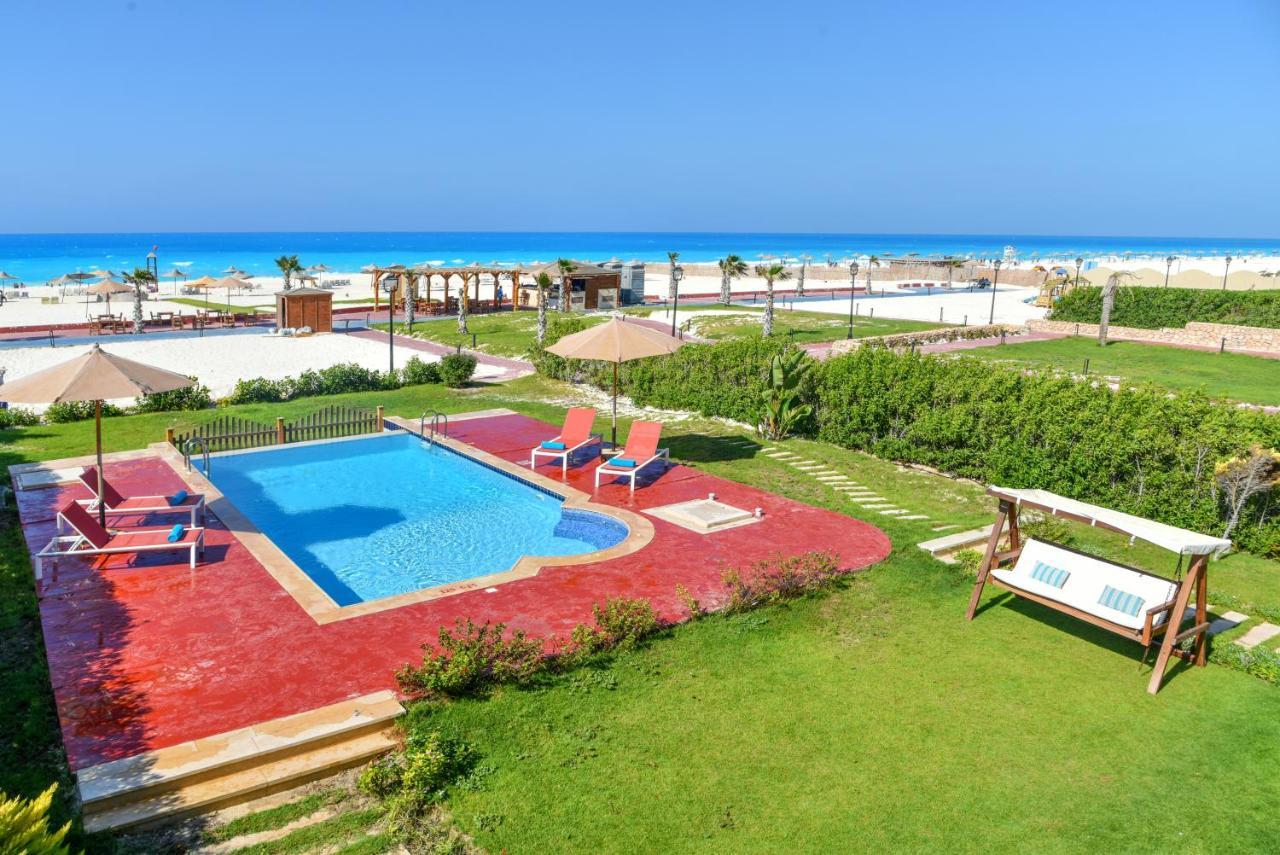 Tolip North Coast Hotel El Alamein Exterior foto View of the beach