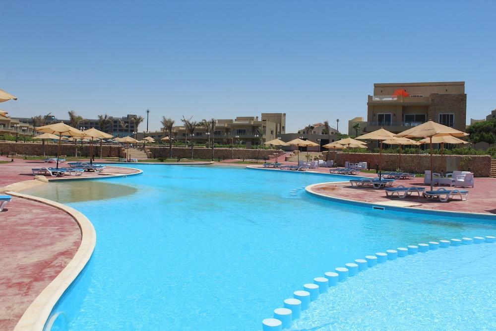 Tolip North Coast Hotel El Alamein Exterior foto Hilton Sharm El Sheikh